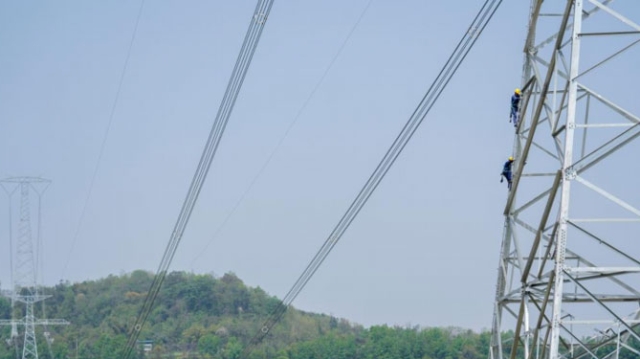 “疆電入渝”特高壓直流輸電工程重慶段完成走線驗收