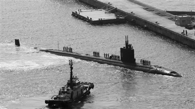 美軍6900噸級攻擊型核潛艇“夏延”號也參加了美韓計劃持續兩個月的軍演。潛射彈道導彈是美向韓提供的三大核保護傘之一