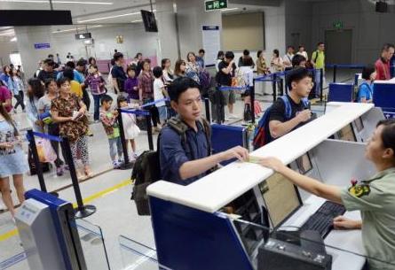東航廈航被迫取消兩岸春節加班計劃 將免費退票