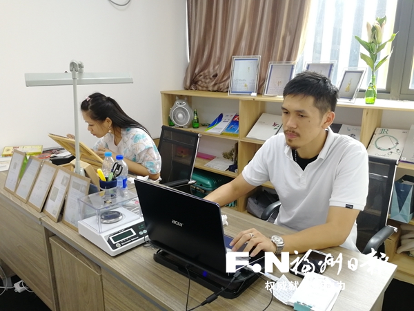 臺灣珠寶商人劉庭皓：寶島傳承家業  寶地做大企業