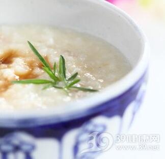 哺乳期吃什么好？這些湯粥易吸收還催乳