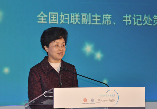 全國婦聯副主席、書記處第一書記宋秀巖（人民網記者閆妍攝）