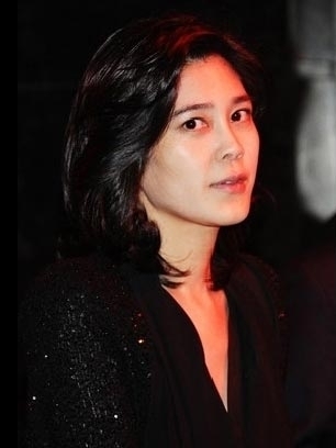 李富真(Lee Boo-Jin)，41歲新羅酒店(Hotel Shilla)，總裁兼首席執行官韓國