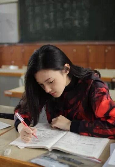 廈大年度“女神”評選出爐 實為選修課作業(圖)