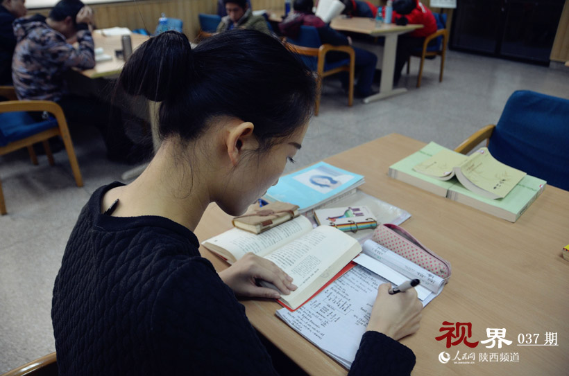 為了創作更優秀的作品，她們需要泡圖書館，博聞強識，觀察生活及影視作品，從中尋求靈感